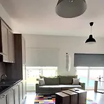 Modern Mountain View P&e Netflix Included Апартаменты Тирана