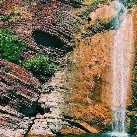 Modern Mountain View P&e Netflix Included Lejlighed Tirana