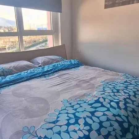 Modern Mountain View P&e Netflix Included