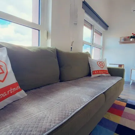 Modern Mountain View P&e Netflix Included * Тирана