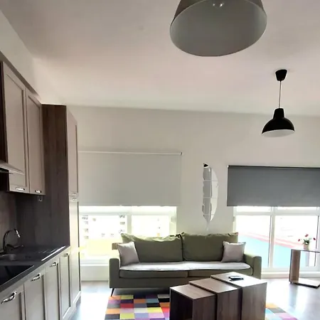 Modern Mountain View P&e Netflix Included Apartment Tirana